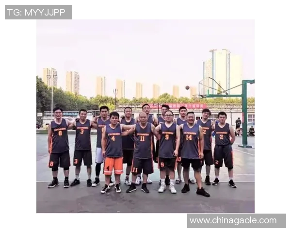 南京篮球队意识提升之路：从团队协作到个人成长的全方位探讨